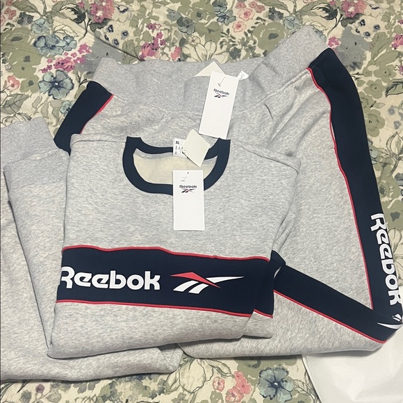 Reebok Tops - NWT Reebok International Limited Sweatshirt Set xl